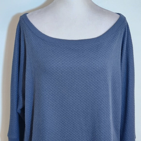 Nike Womens Navy Textured Knit Top with Dolman Sleeves Size Large
