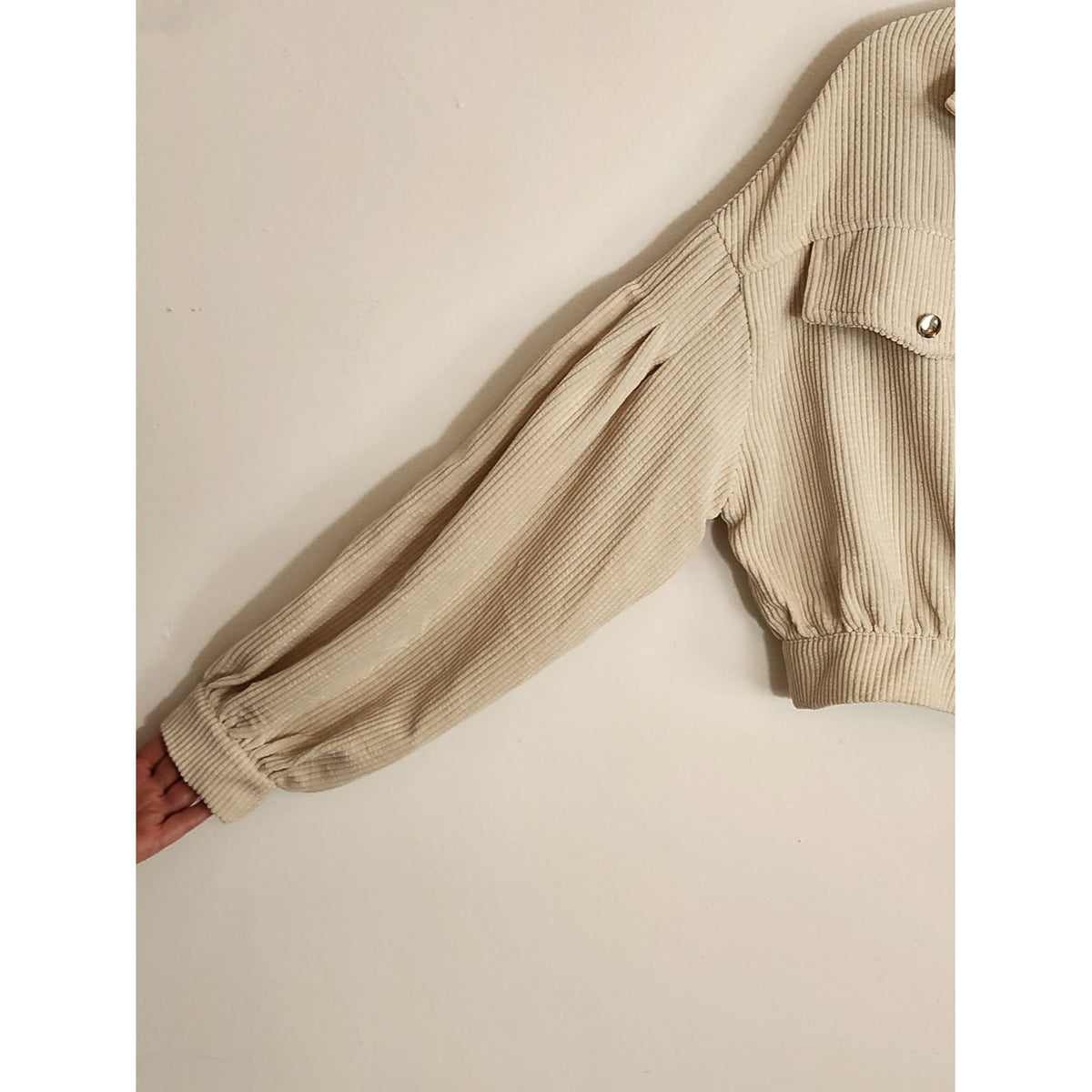 SHEIN Cream Corduroy Cropped Jacket Size Small Chest Pockets