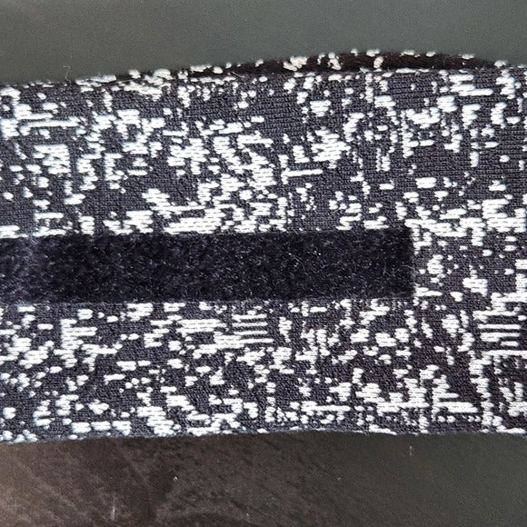 Lululemon Athletica Black and White Headband
