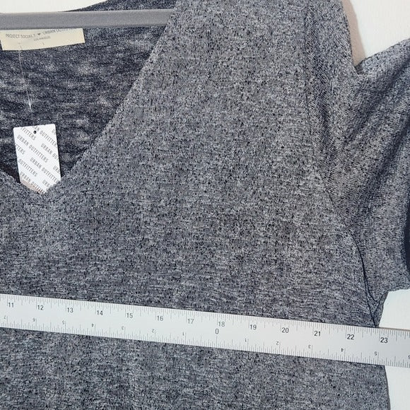 Project Social T Urban Outfitters Gray Textured V-Neck Tee Size Large NWT