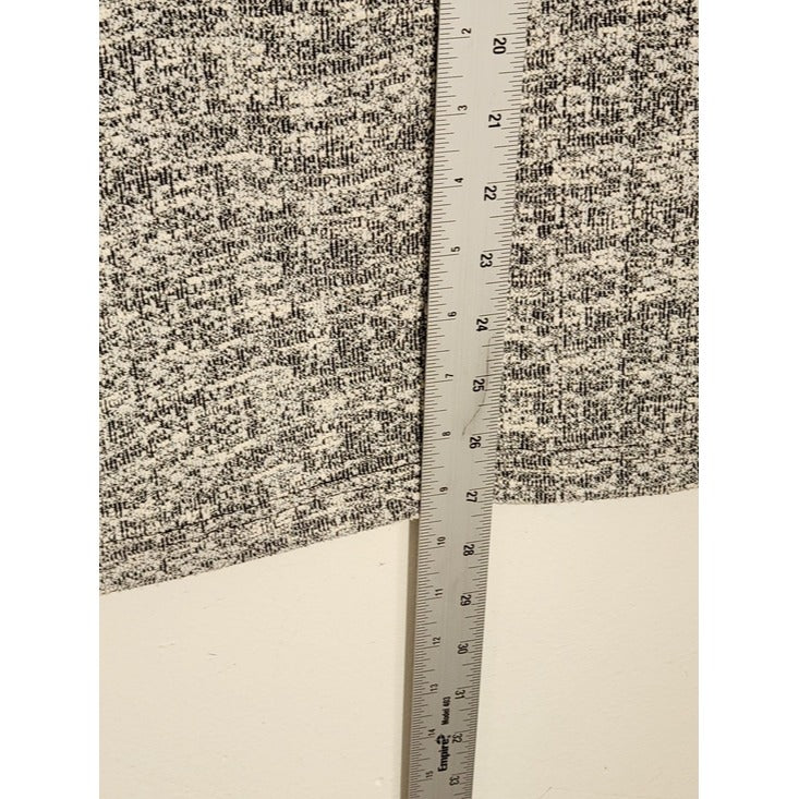 Soho Apparel Black and White Tweed Pencil Skirt Size Large NWT
