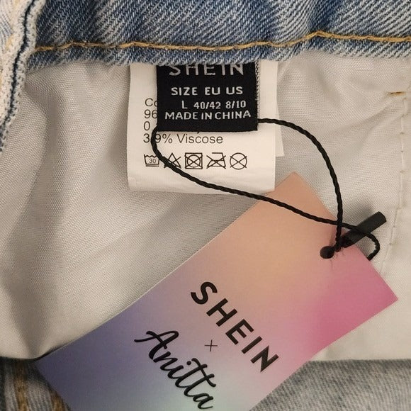 Shein Distressed Women's Jean Shorts NWT Size Large Light Wash Denim Shorts