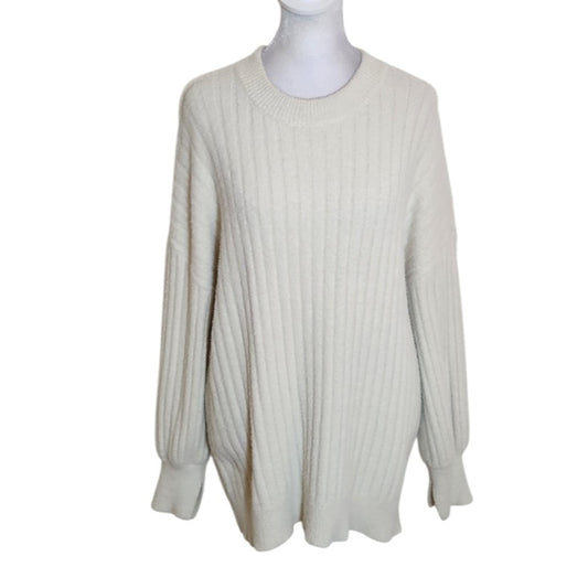 Aerie Cream Ribbed Fuzzy Sweater Size Medium
