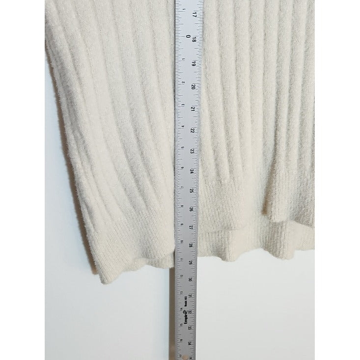 Aerie Cream Ribbed Fuzzy Sweater Size Medium