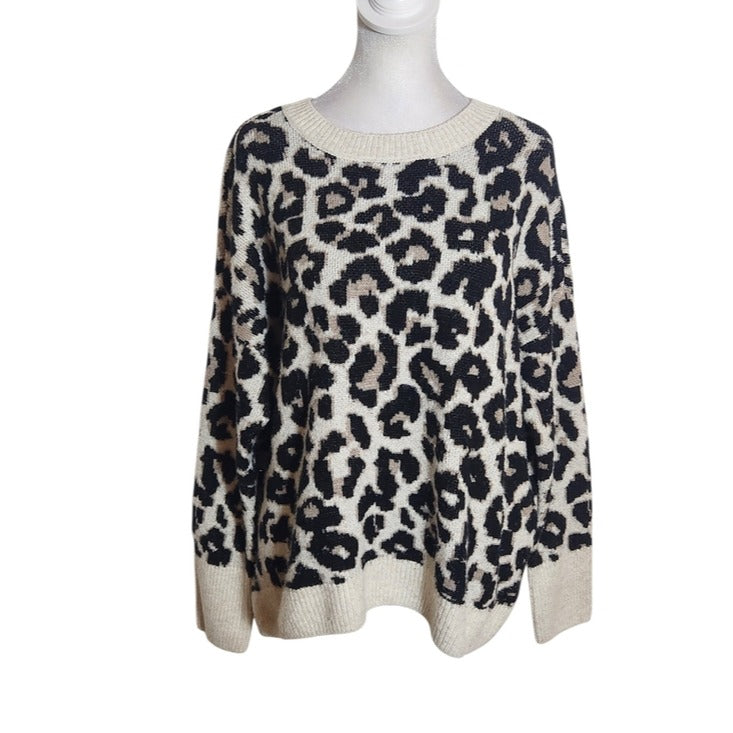 Vince Camuto Womens Cream Leopard Print Fuzzy Sweater Size Medium