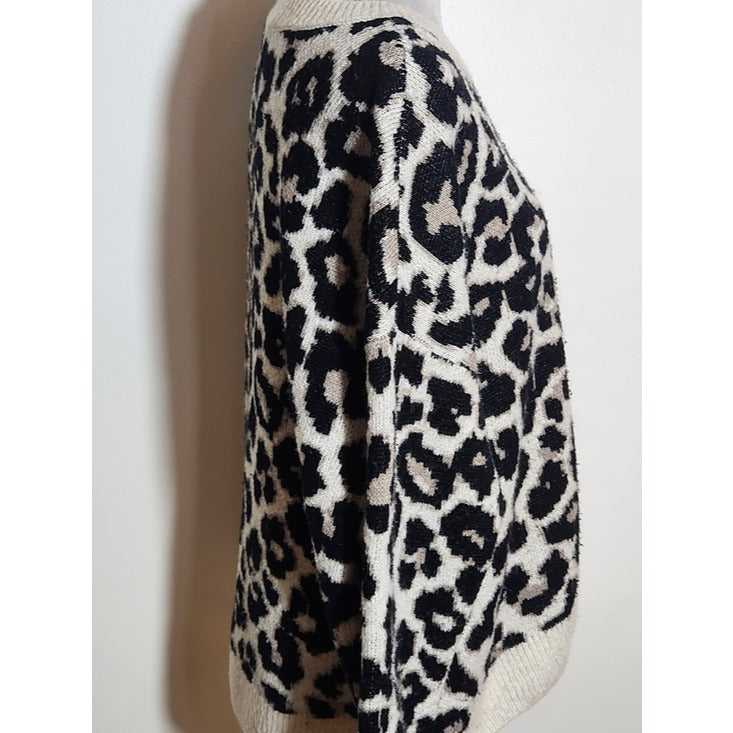 Vince Camuto Womens Cream Leopard Print Fuzzy Sweater Size Medium