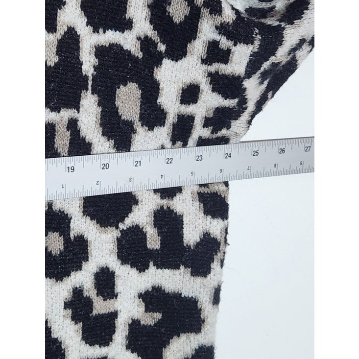 Vince Camuto Womens Cream Leopard Print Fuzzy Sweater Size Medium