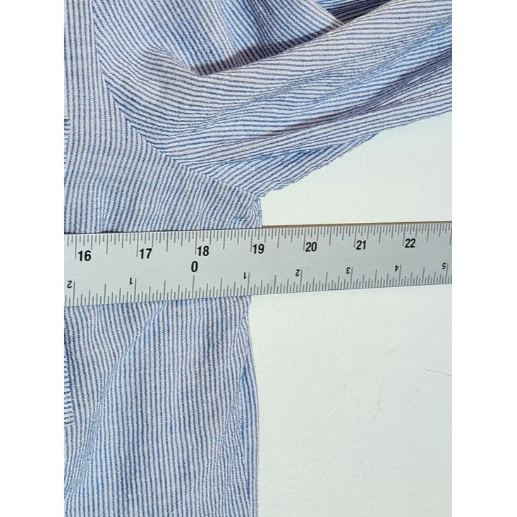Fortune + Ivy Light Blue Textured Stripe Button Down Shirt Size Large