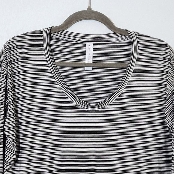 Athleta Black and White Striped Long Sleeve Tee Size Medium Athleta Stripe Tee
