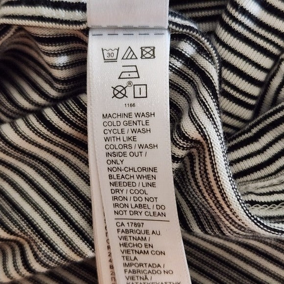 Athleta Black and White Striped Long Sleeve Tee Size Medium Athleta Stripe Tee