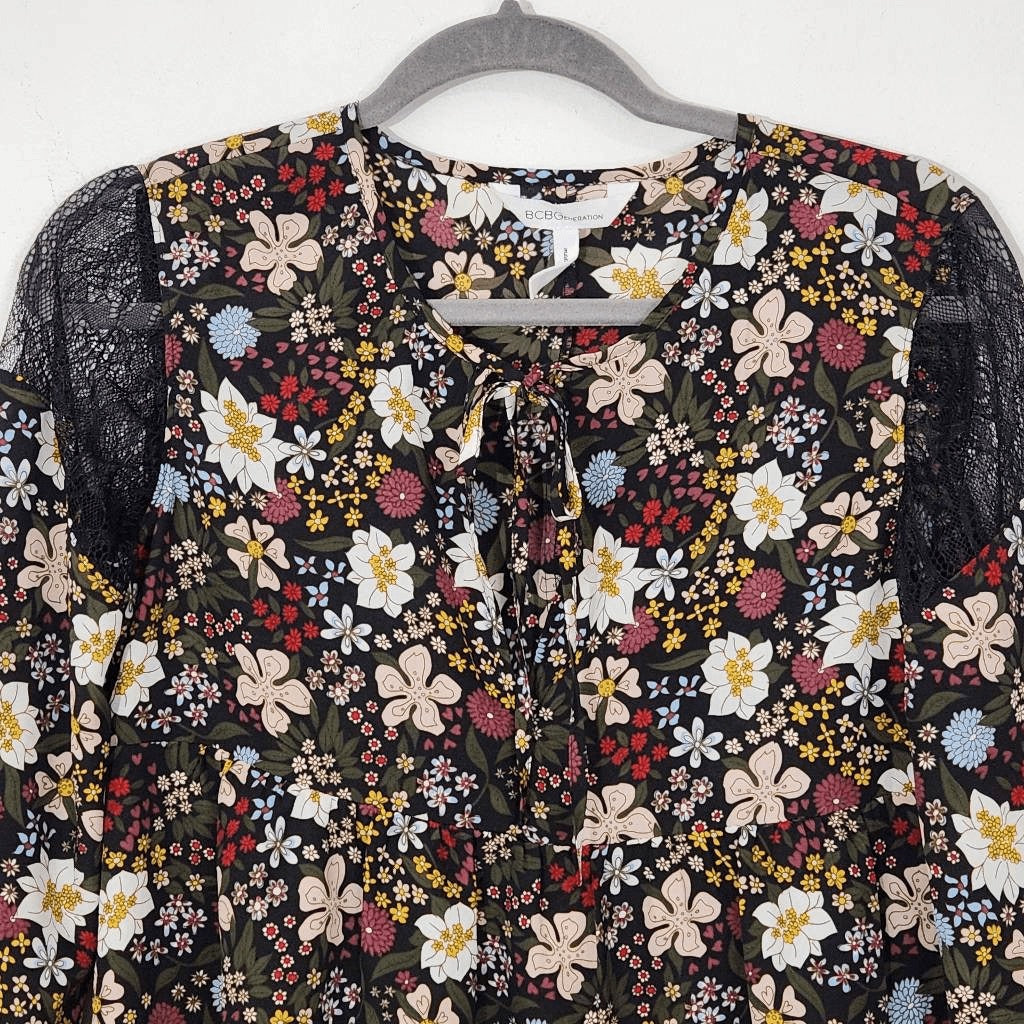 BCBGeneration Black Floral Print Blouse Size XS Floral Boho Top Lace Shoulders