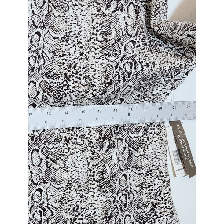Kim Rogers Cream and Brown Snakeskin Print Tee Size Petite XL NWT