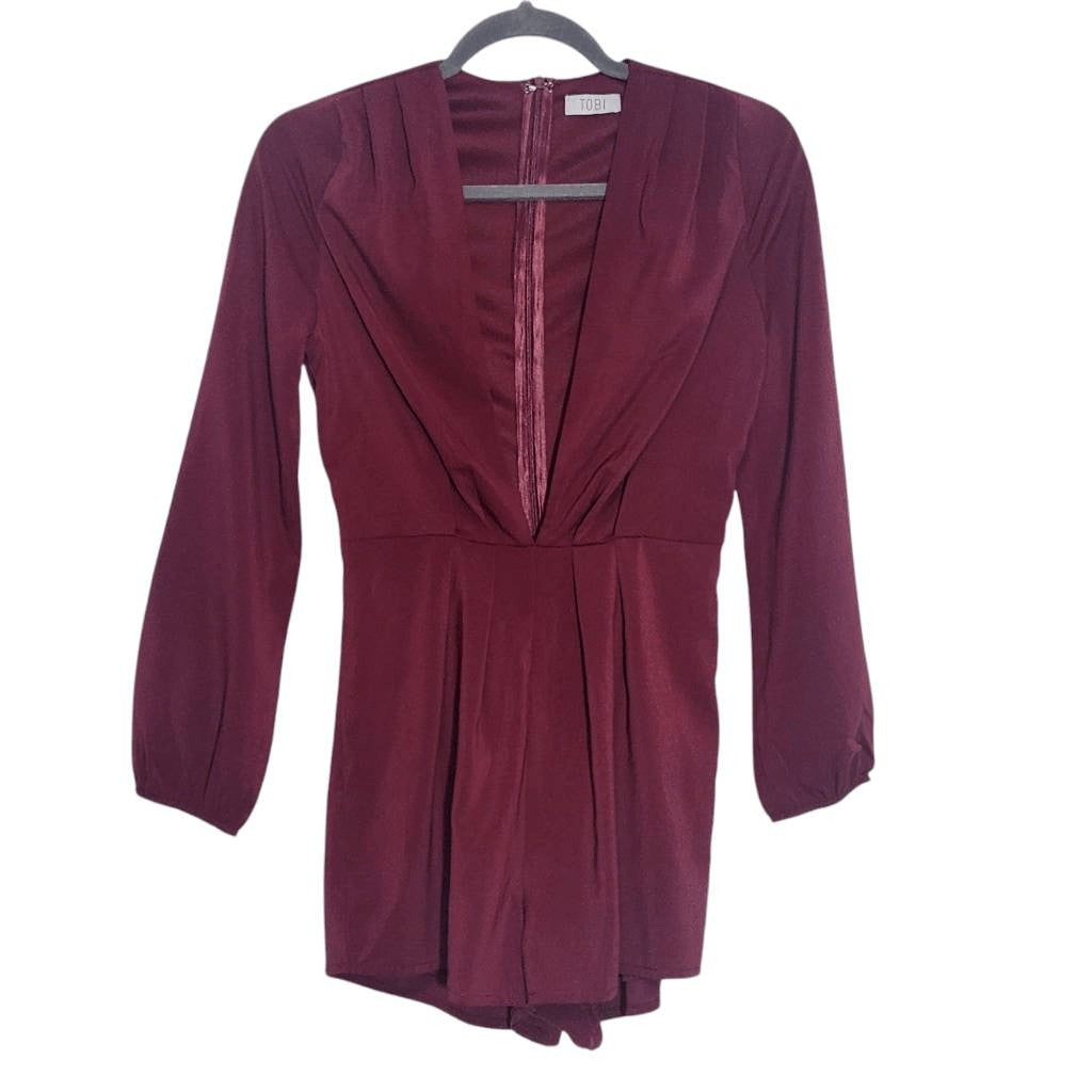 Tobi Oxblood Long Sleeve Short Romper with Deep V-Neck Size Small