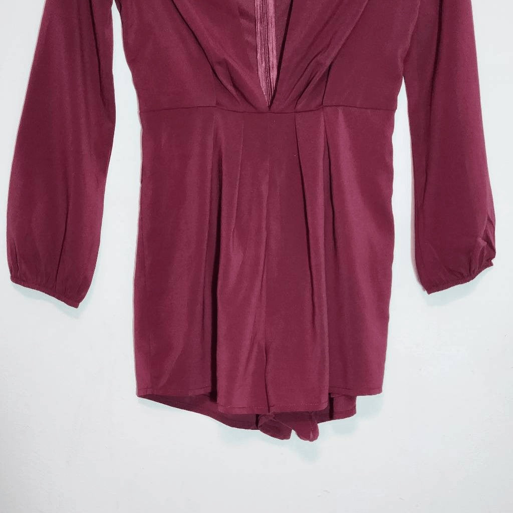 Tobi Oxblood Long Sleeve Short Romper with Deep V-Neck Size Small