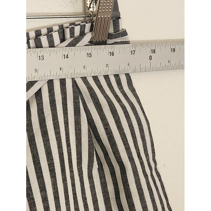 Love Tree Black and White Striped Paperbag Shorts Size Large