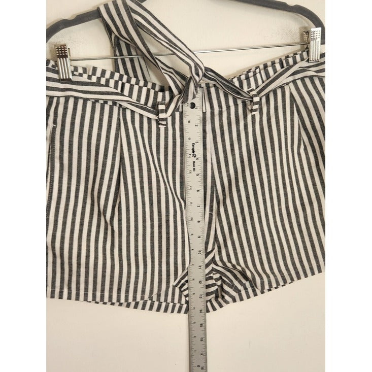 Love Tree Black and White Striped Paperbag Shorts Size Large