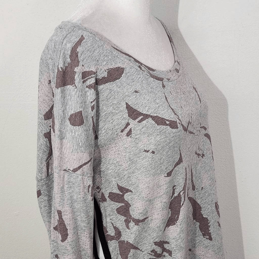 Calvin Klein Gray Athletic Tee Size Medium Gray and Pink Print Long Sleeve Tee