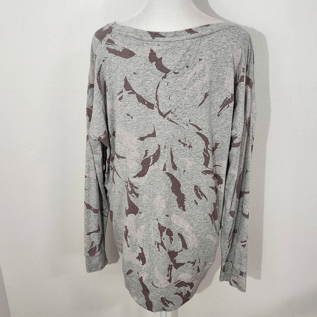Calvin Klein Gray Athletic Tee Size Medium Gray and Pink Print Long Sleeve Tee