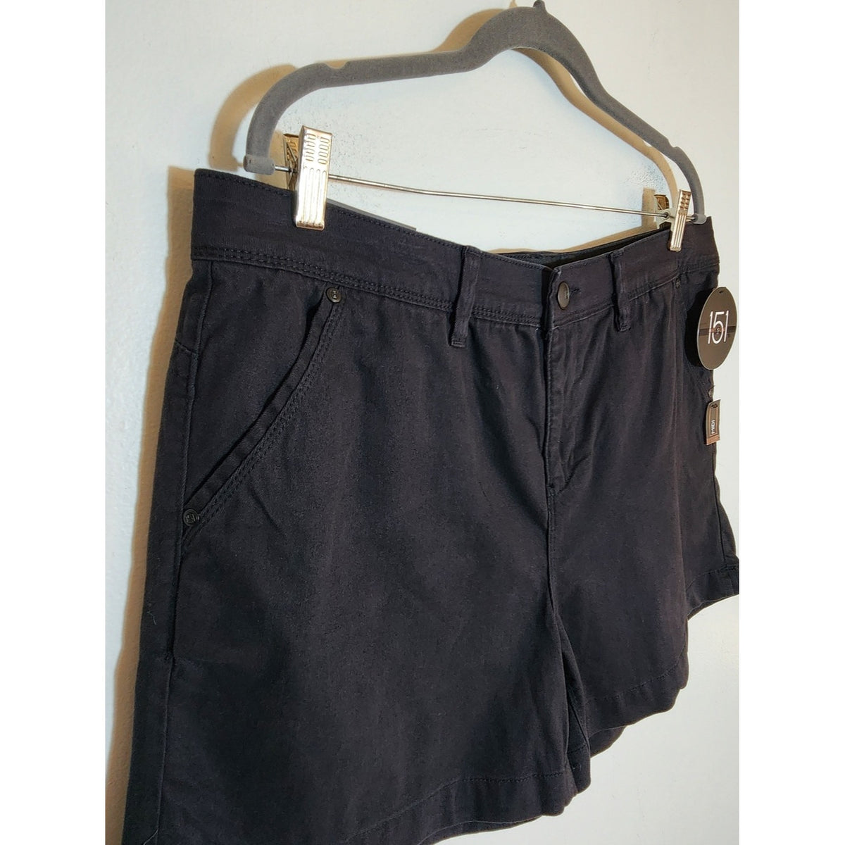 One 5 One Black Goddess Fit Chino Shorts NWT Size 14