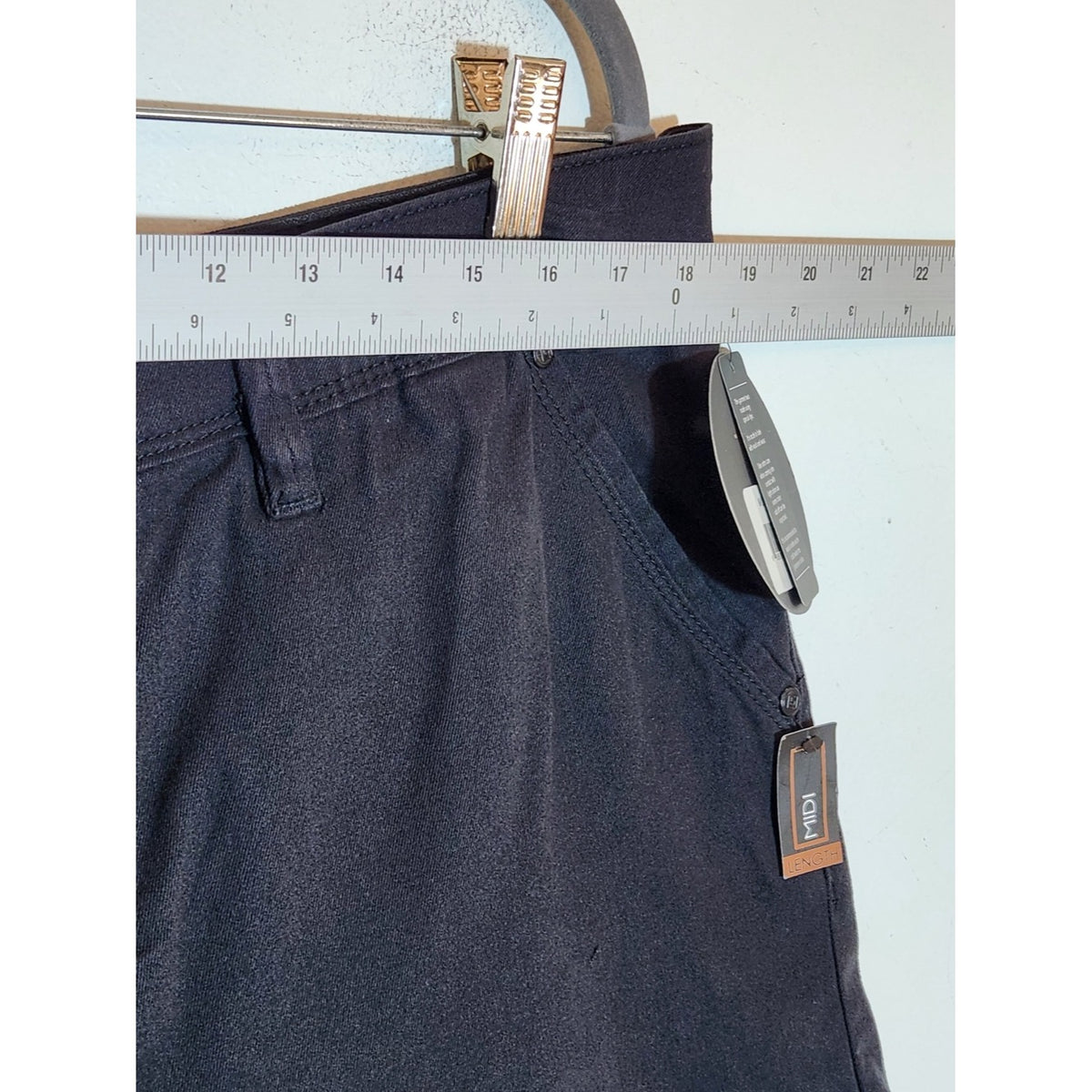 One 5 One Black Goddess Fit Chino Shorts NWT Size 14