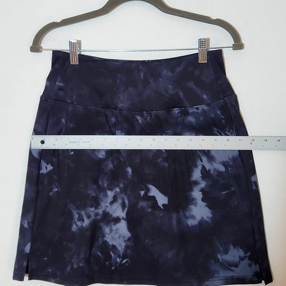 Santiny Black and Gray Print Athletic Skort Size Medium NWT