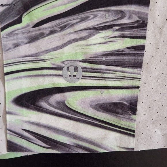 Lululemon Green and Gray Abstract Swirl Tank Top Size 6 Lululemon Tank