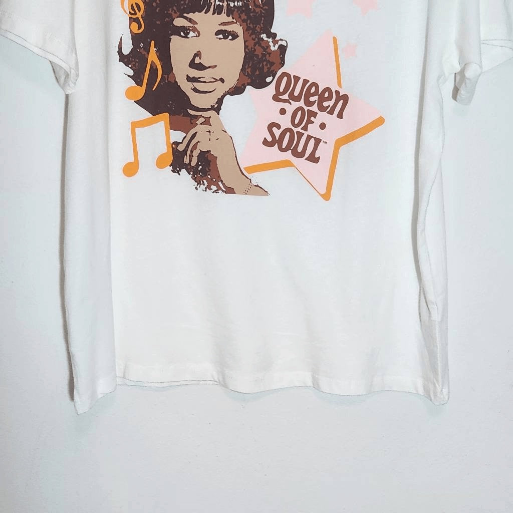 Aretha Franklin T-Shirt NWT Size Medium White Short Sleeve Aretha Franklin Tee
