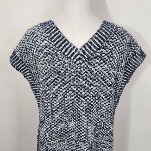 Isaac Mizrahi Navy and White Knit Vest Size XS Navy Sleeveless Sweater