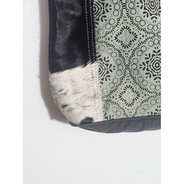 Myra Bag Floral Chic Canvas Tote Cowhide Leather Coastal Cowgirl NWT