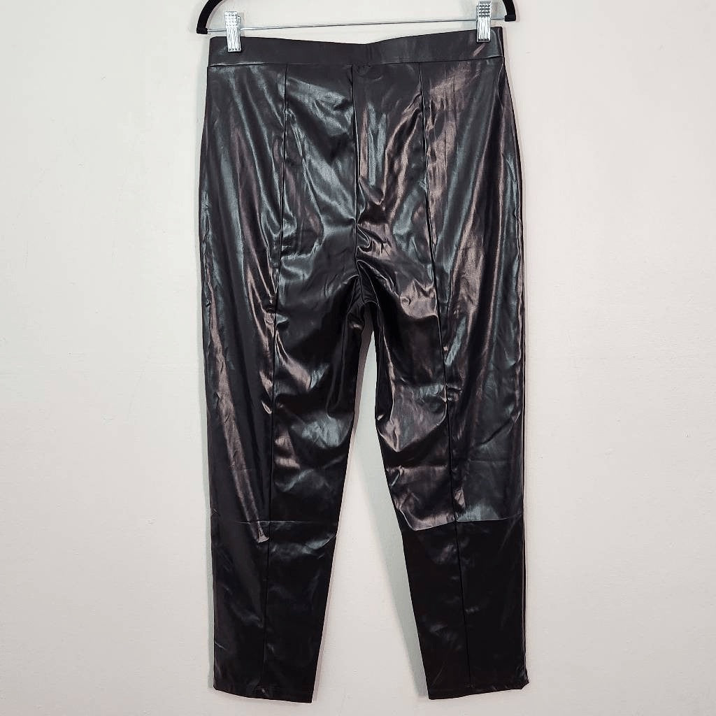 Halston Black Faux Leather Pants NWT Size Medium Black Vegan Leather Pants