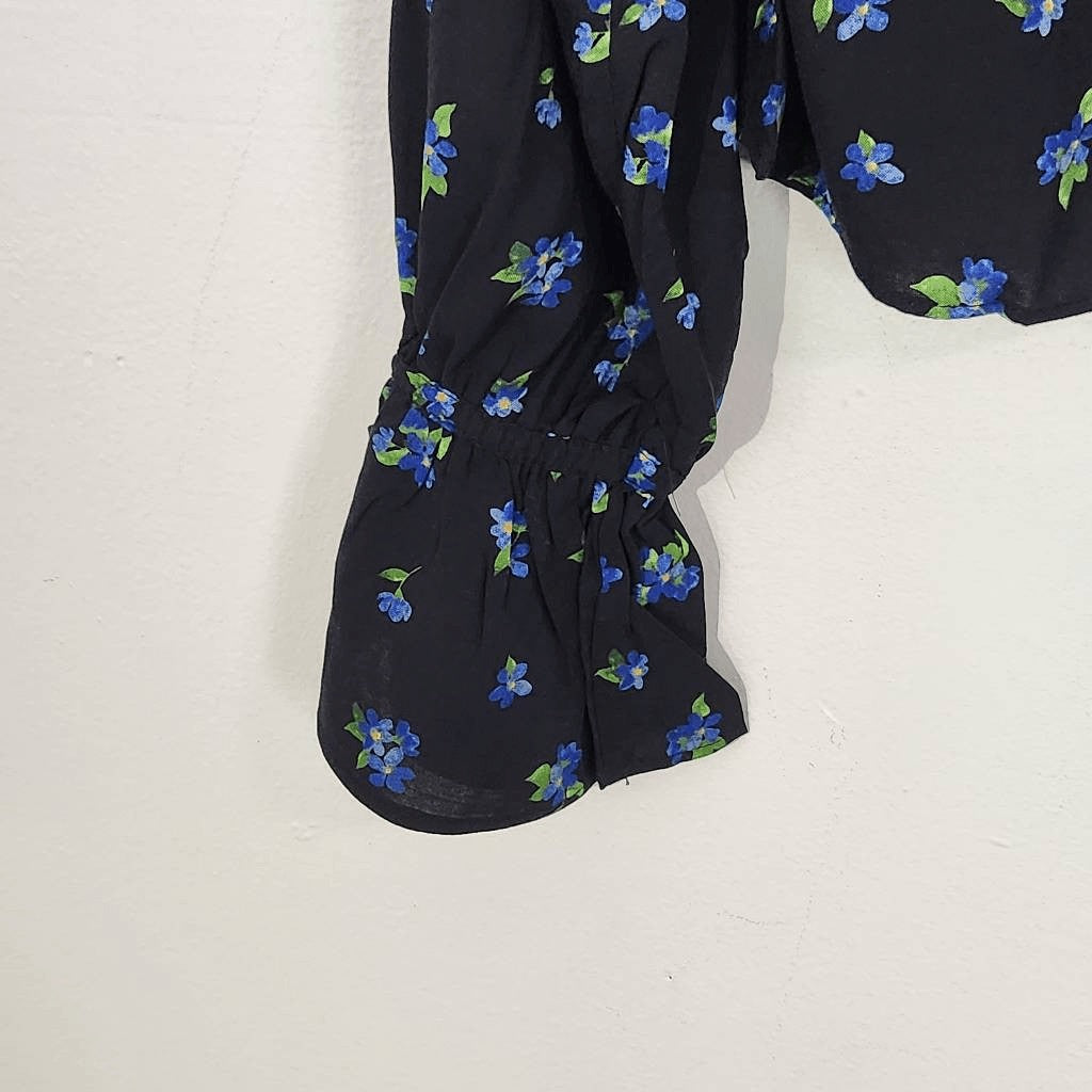 WeWoreWhat Black Floral Cropped Blouse NWT Size Large Boho Floral Blouse