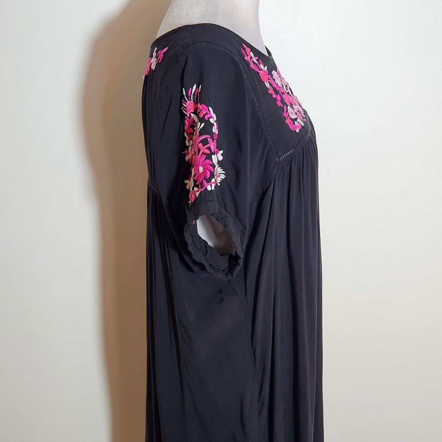 Catherine Malandrino Black Floral Embroidered Boho Dress Size Large