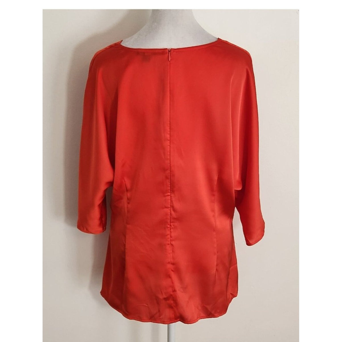 Ann Taylor Red Satin V-Neck Blouse with Twist Front  Size 12 Flaw