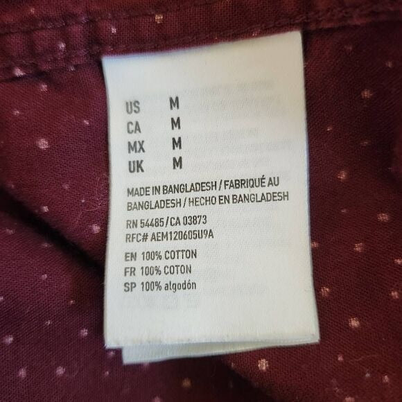 American Eagle Burgundy Buttondown Shirt Size Medium Polka Dot Button-Up Shirt