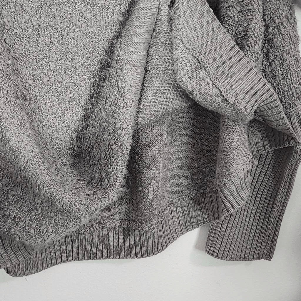 Simply Noelle Gray Poncho Sweater NWT Size Small/Medium Gray Sweater