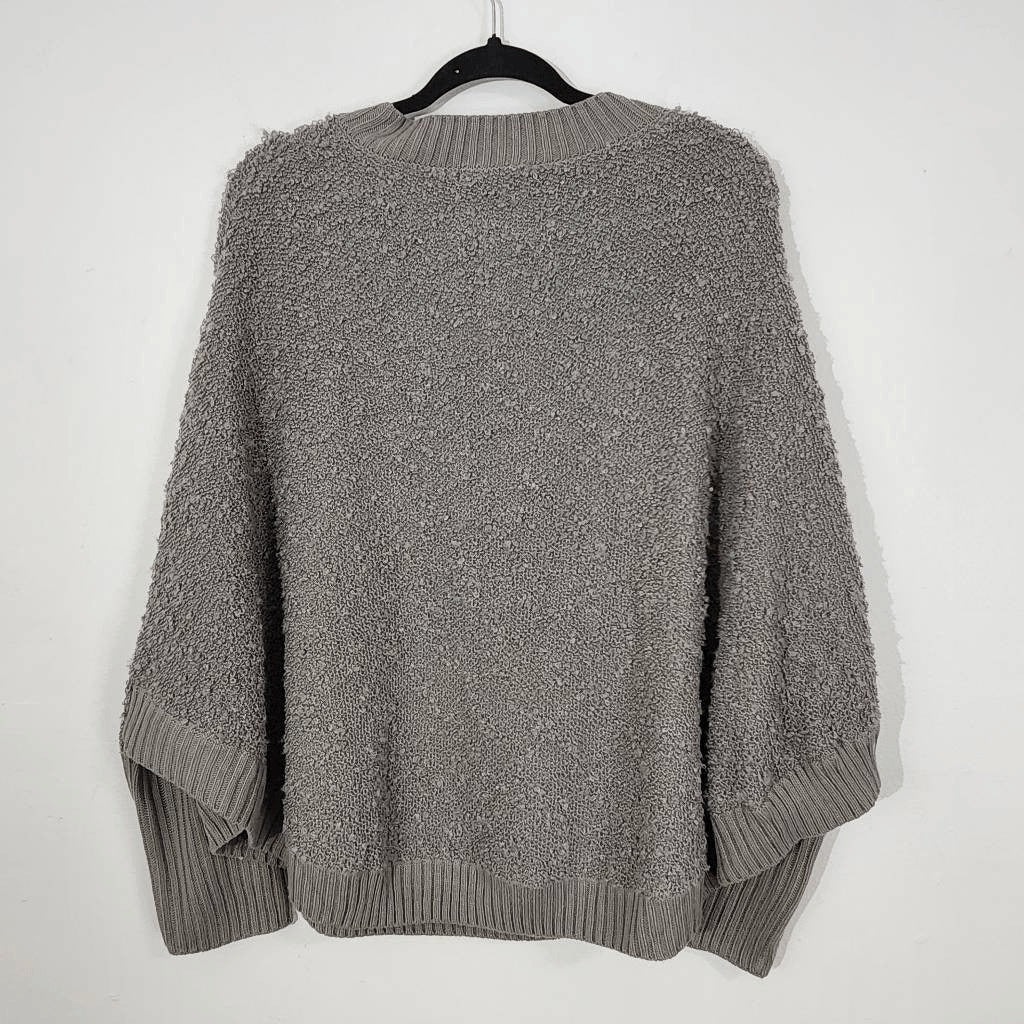 Simply Noelle Gray Poncho Sweater NWT Size Small/Medium Gray Sweater
