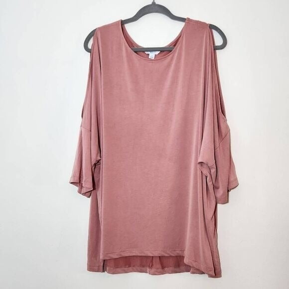 Boutique Plus Pink Oversized Top Size 2X Plus Size Pink Top with Shoulder Slits