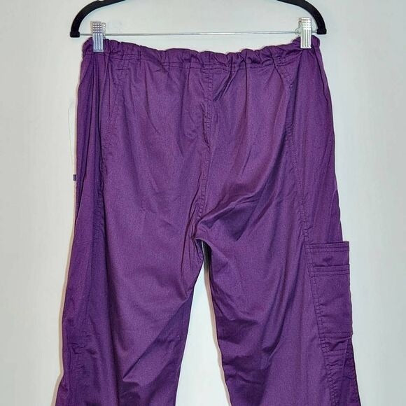 Life Threads Antimicrobial Purple Cargo Scrubs Size Medium Petite, New