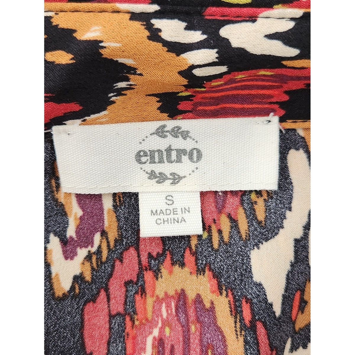 Entro Burgundy and Black Multicolor Ikat Print Oversized Blouse Size Small NWOT