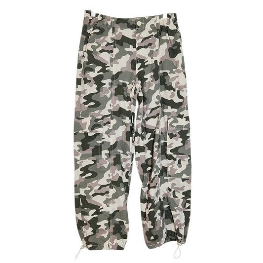 Celebrity Pink Camouflage Cargo Pants NWT Size Small Green Camo Pants