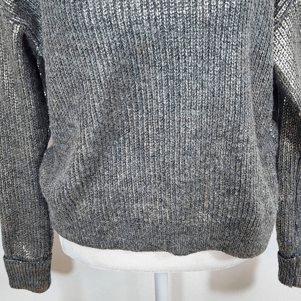 Gianni Bini Gray and Gold Cropped Sweater with Twist Back Detail Size Small