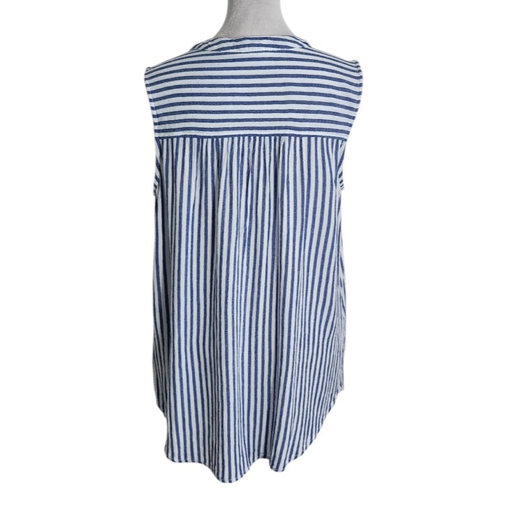 BeachLunchLounge Blue and White Striped Sleeveless Blouse Size Medium