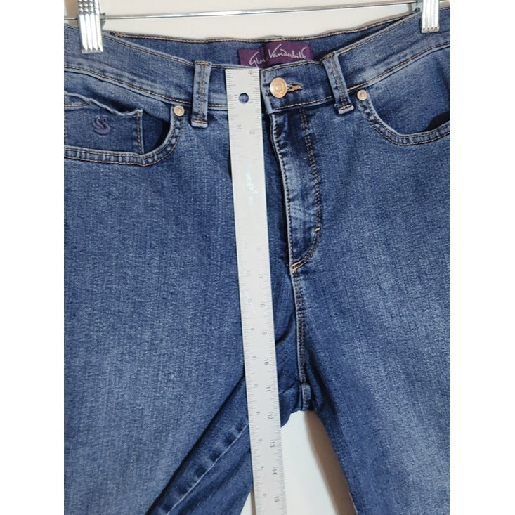 Gloria Vanderbilt Medium Wash Straight Leg Jeans Size 10 Short