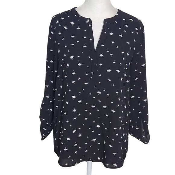 Daniel Rainn Black and White Dandelion Print Blouse Size Small High Low Blouse