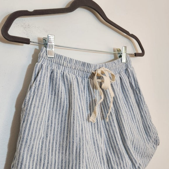 Allie Rose Blue and White Striped Pull-On Shorts Size Small