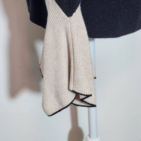 Nic + Zoe Black Sweater with Cream Bell Sleeves Size Large Black and Cream Sweat