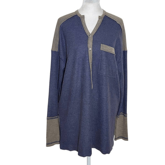 In Loom Charcoal Gray Colorblock Oversized Waffle Knit Henley Top NWT Size Small