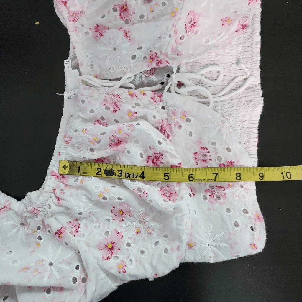 ASTR The Label Pink Floral Long Sleeve Crop Top Size Large Eyelet Lace Crop Top