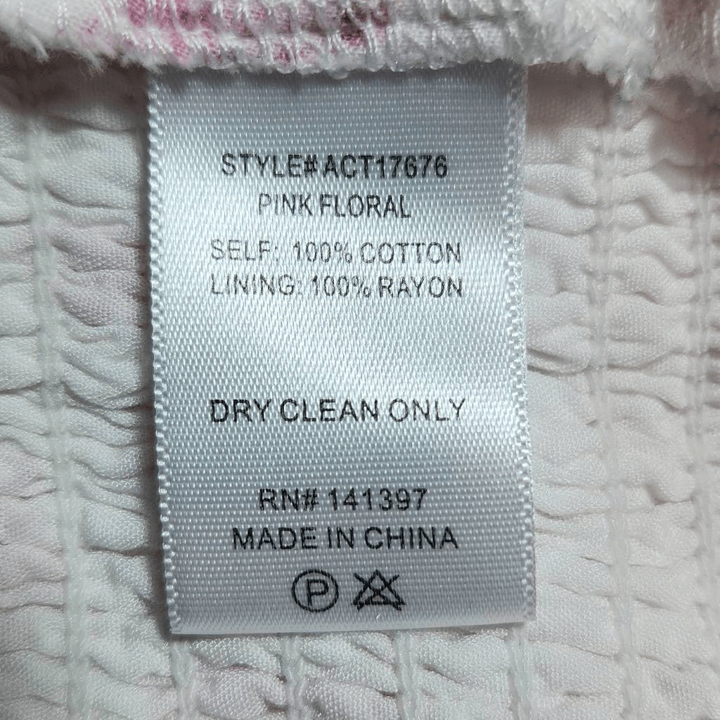 ASTR The Label Pink Floral Long Sleeve Crop Top Size Large Eyelet Lace Crop Top