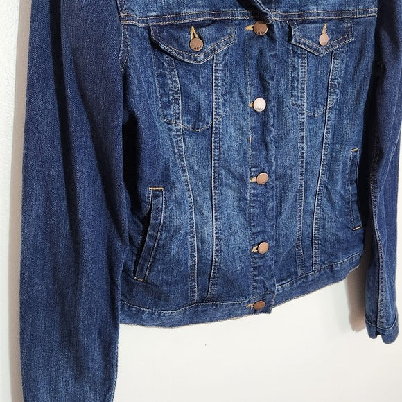 GAP Womens Cropped Trucker Denim Jacket Size Medium